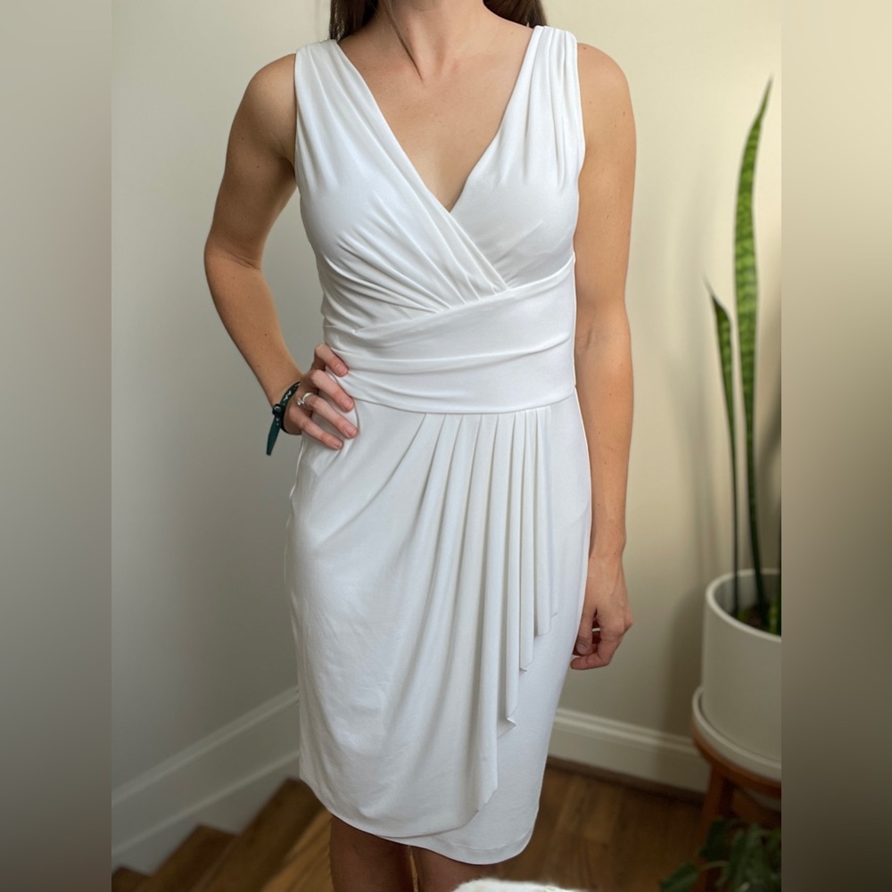 Stretchy white dress
